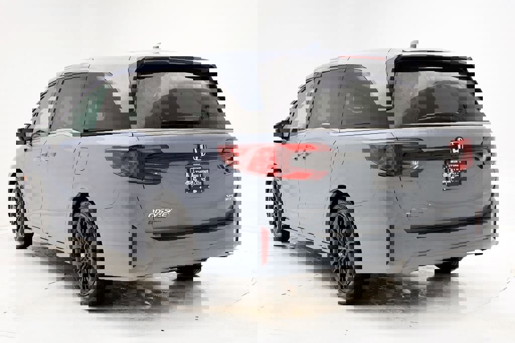 Used 2025 Honda Odyssey Sport-L image 7