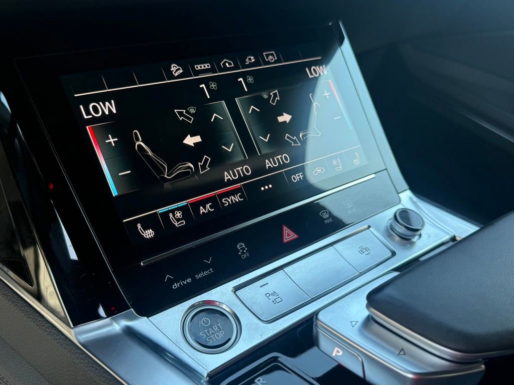 Used 2024 Audi Q8 e-tron Premium Plus w/ Premium Plus Package image 28