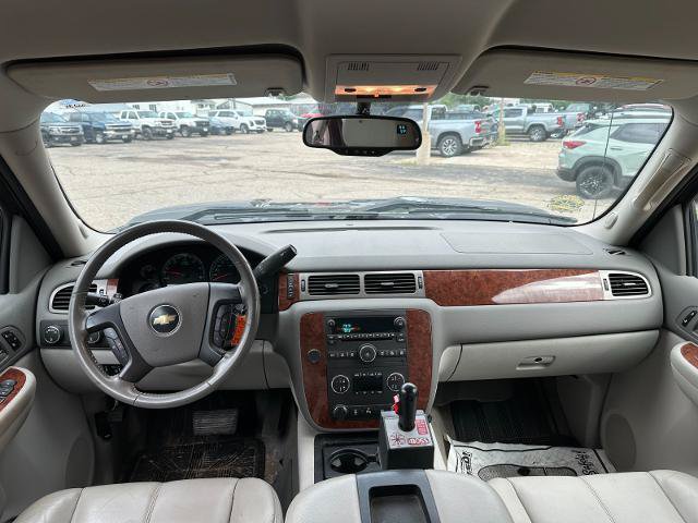 Used 2008 Chevrolet Silverado 2500 LTZ w/ Safety Package AWD/4WD image 23