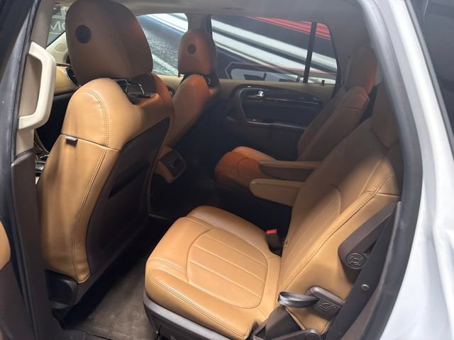 Used 2017 Buick Enclave Leather FWD image 12