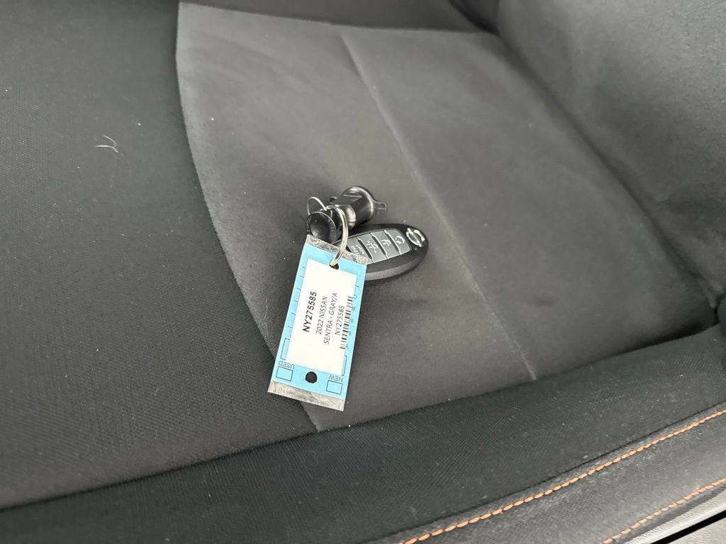 Used 2022 Nissan Sentra SR FWD image 31