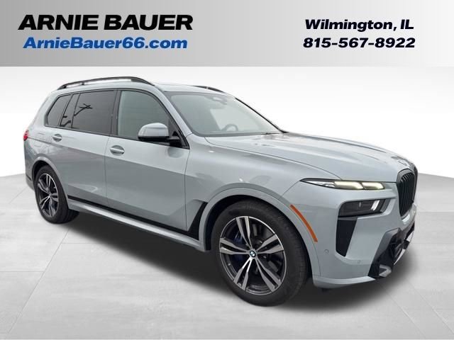 Used 2024 BMW X7 xDrive40i w/ M Sport Package image 1