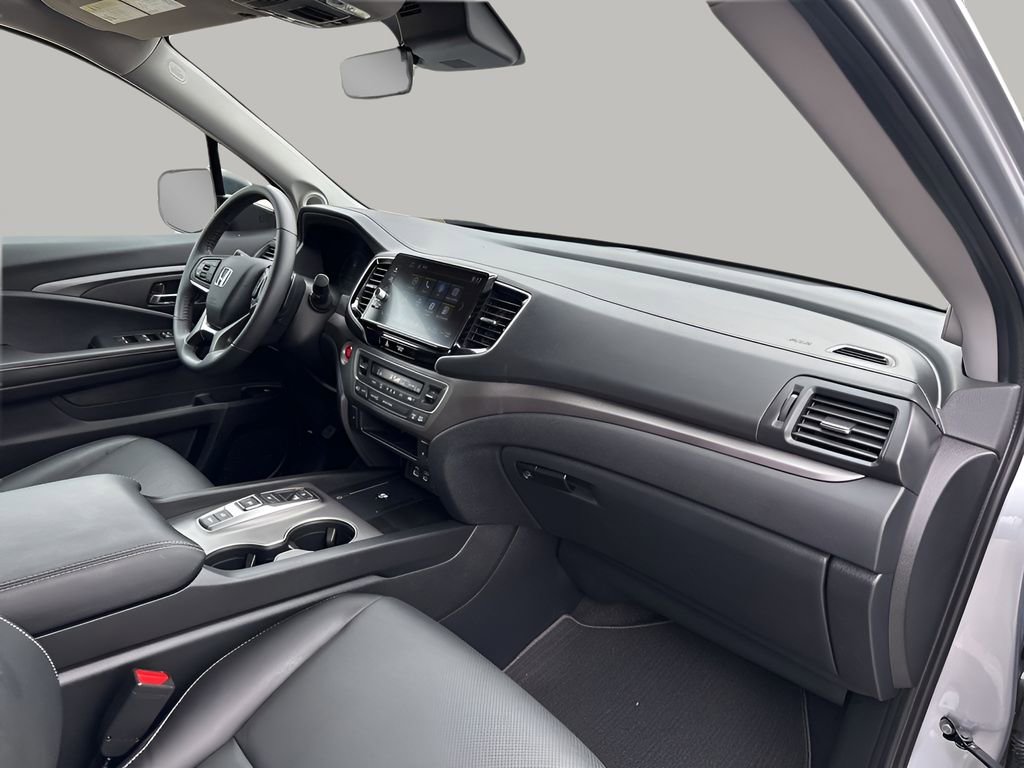 Used 2025 Honda Ridgeline RTL image 14