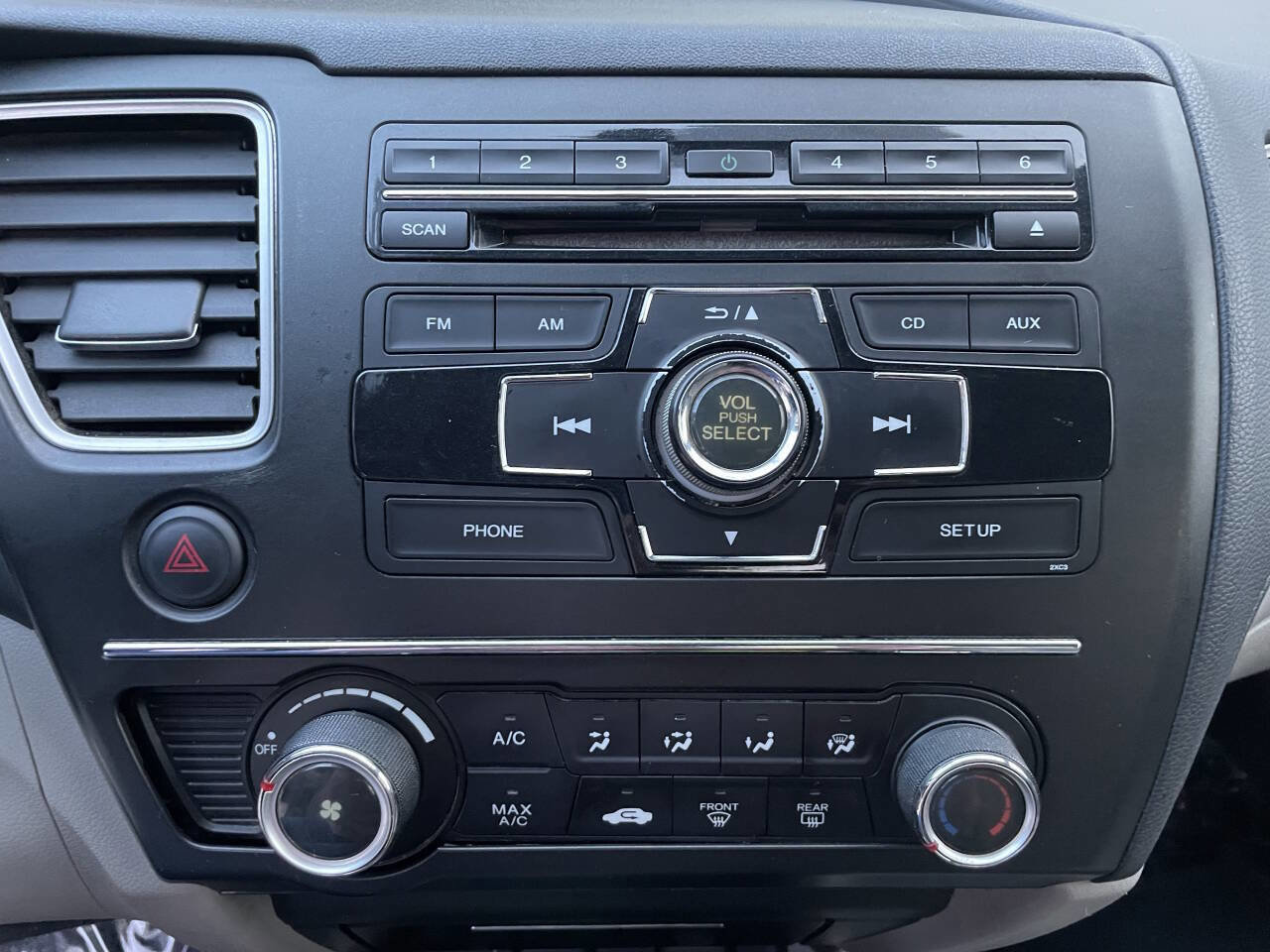 Used 2013 Honda Civic LX image 17