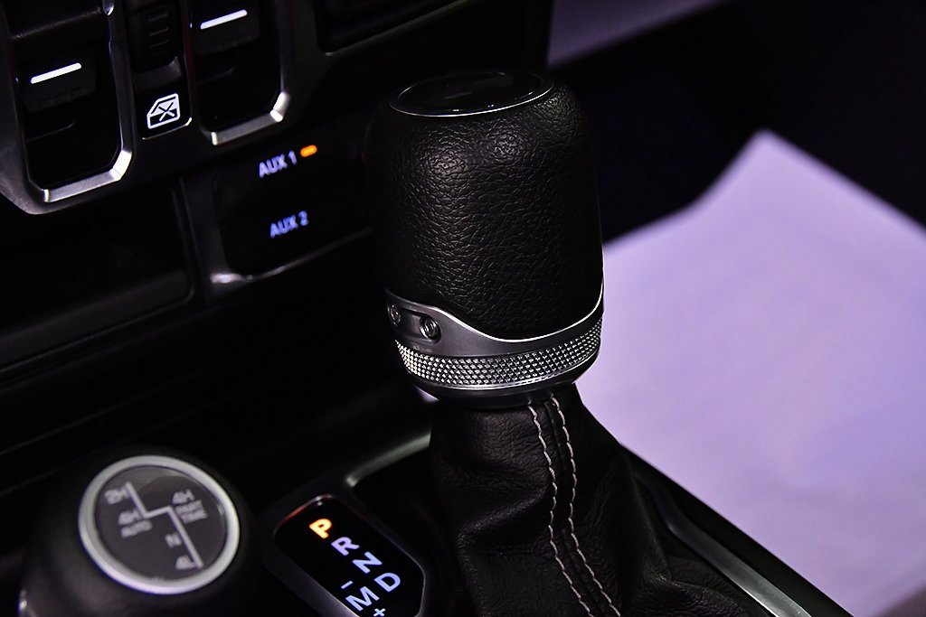 Used 2022 Jeep Wrangler Unlimited Sahara w/ Dual Top Group image 21