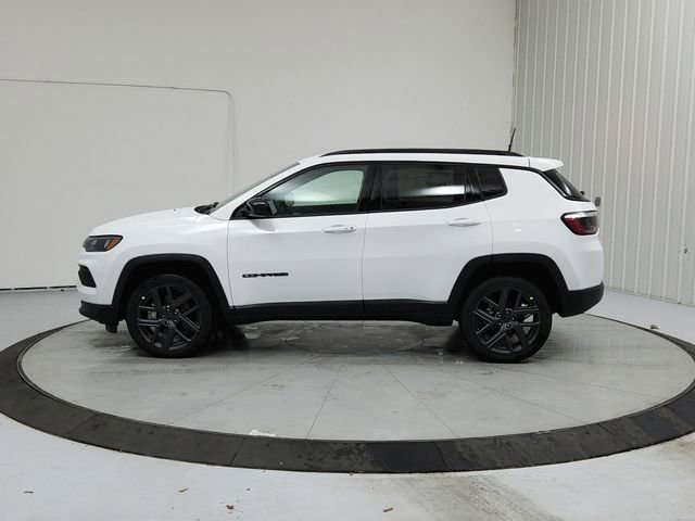 New 2026 Jeep Compass Latitude image 4
