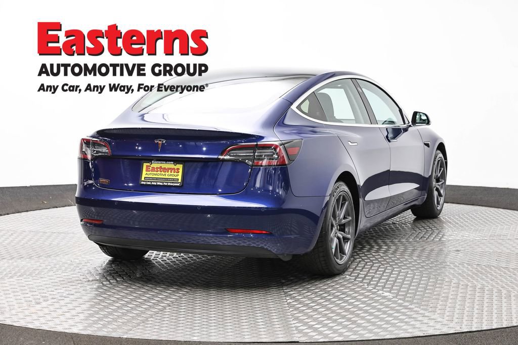 Used 2018 Tesla Model 3 Mid Range image 5