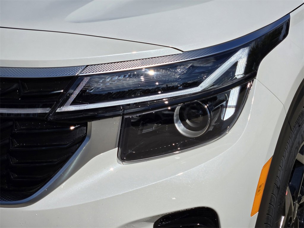 New 2026 Kia Seltos EX w/ EX Sunroof Package image 6