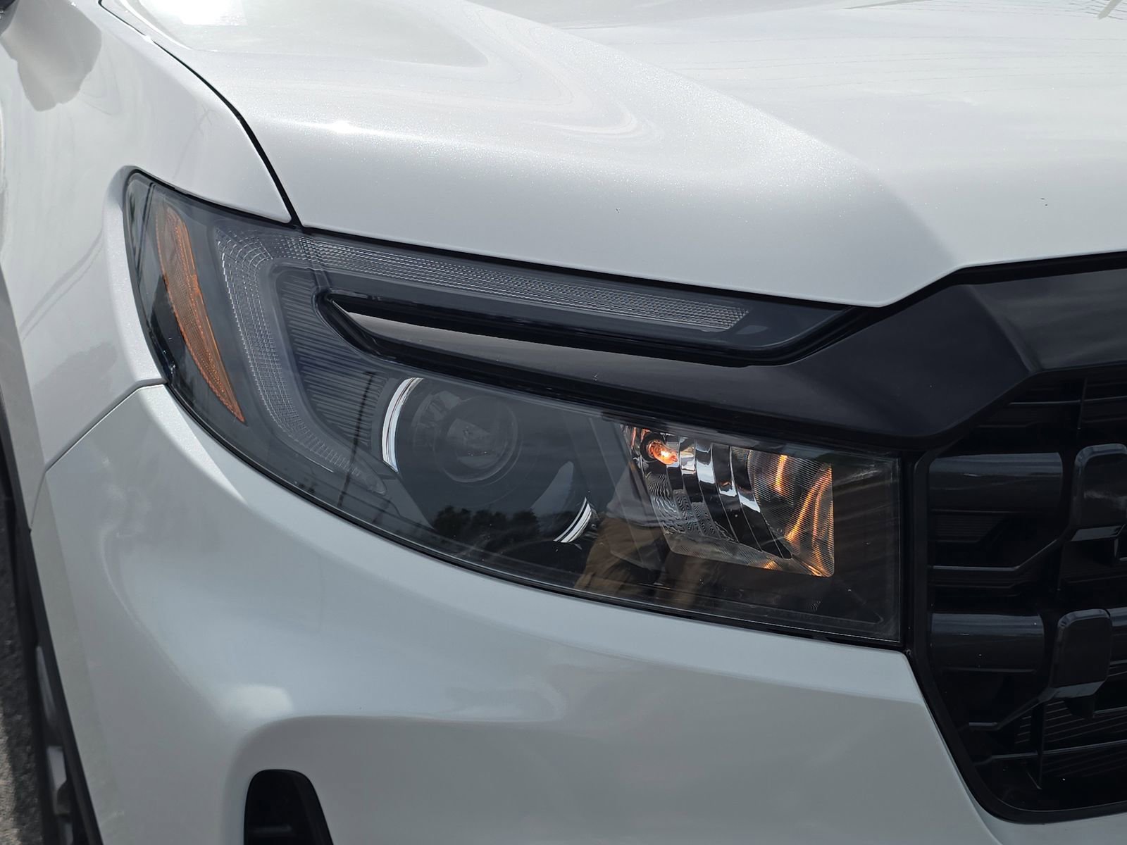 Certified 2025 Honda Ridgeline Sport image 7