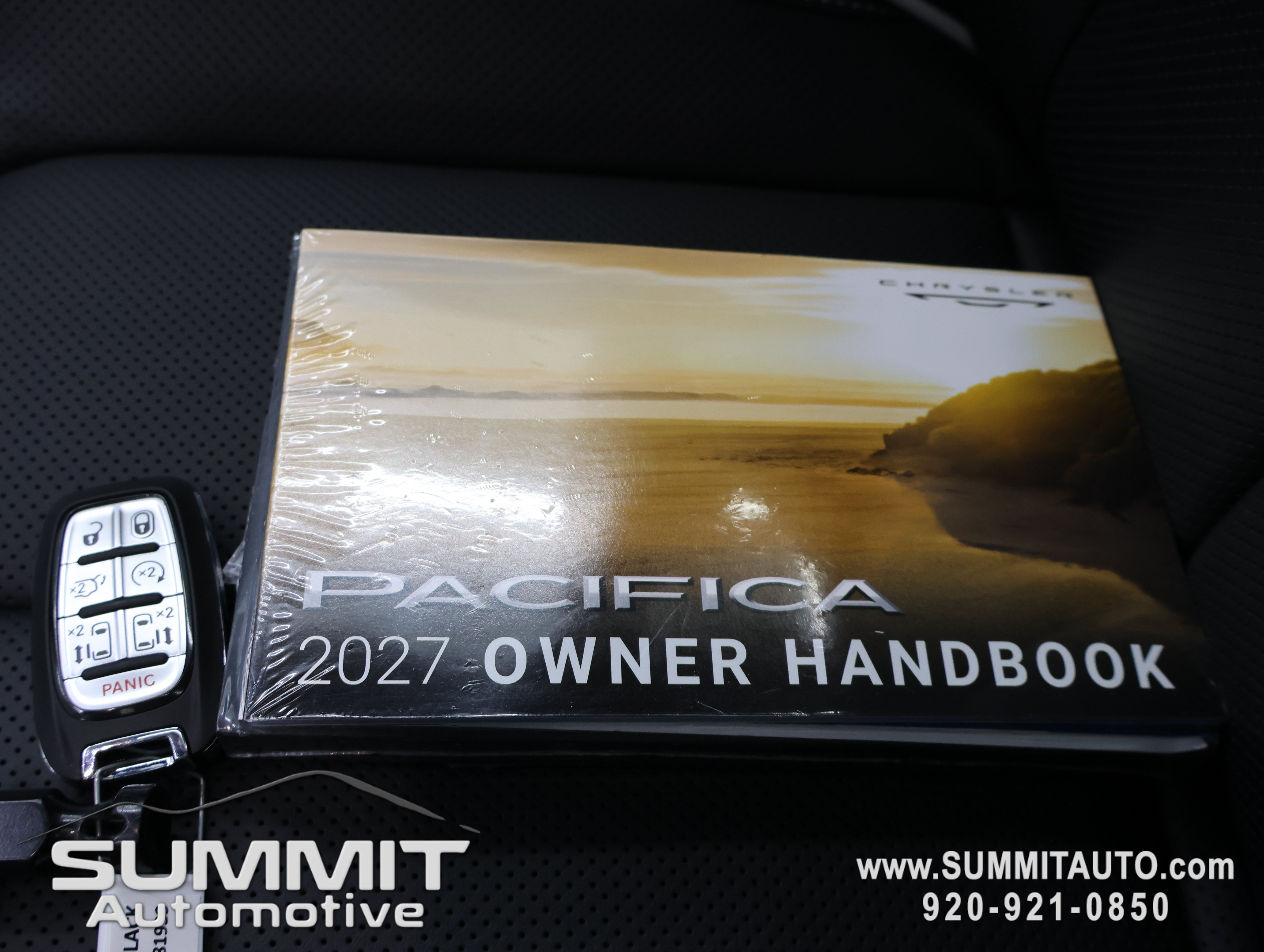 New 2027 Chrysler Pacifica Limited AWD/4WD image 78