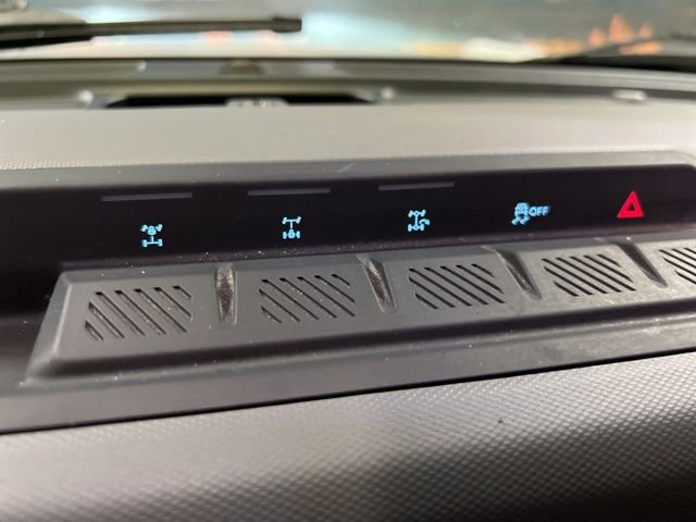 Used 2023 Ford Bronco 2-Door w/ Sasquatch Package AWD/4WD image 33
