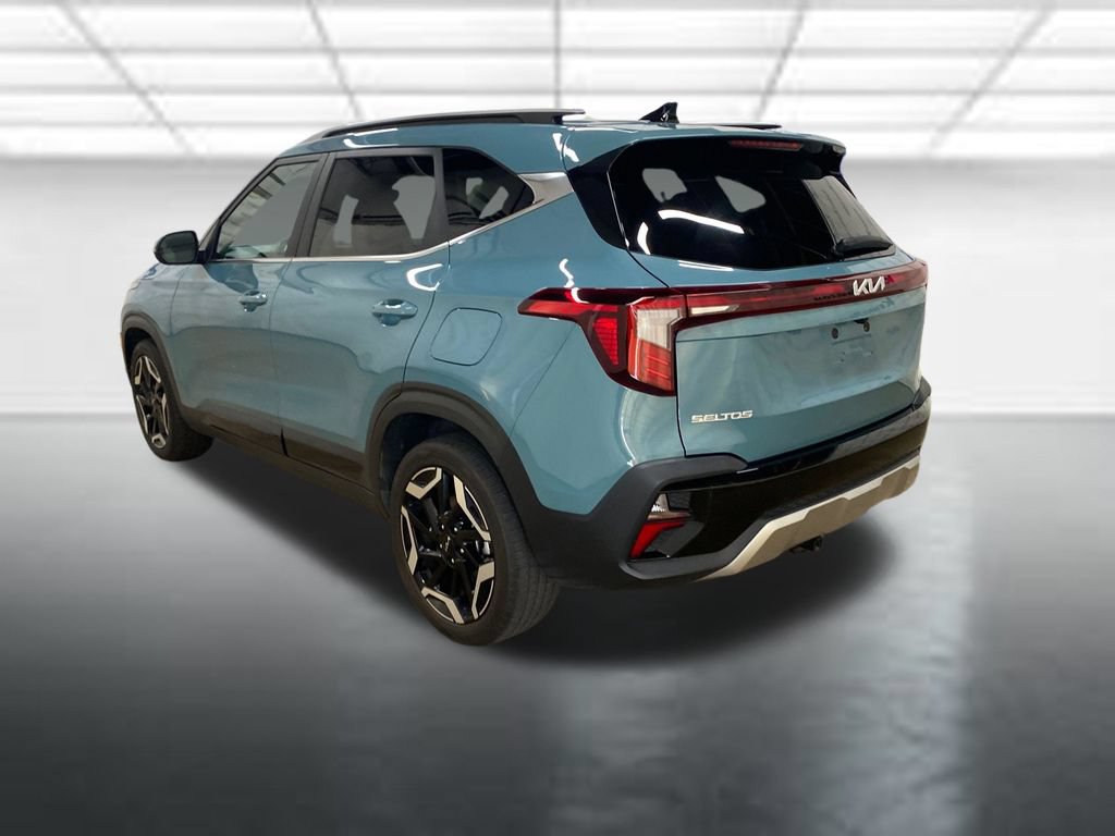 Used 2024 Kia Seltos SX w/ SX Sunroof Package AWD/4WD image 5