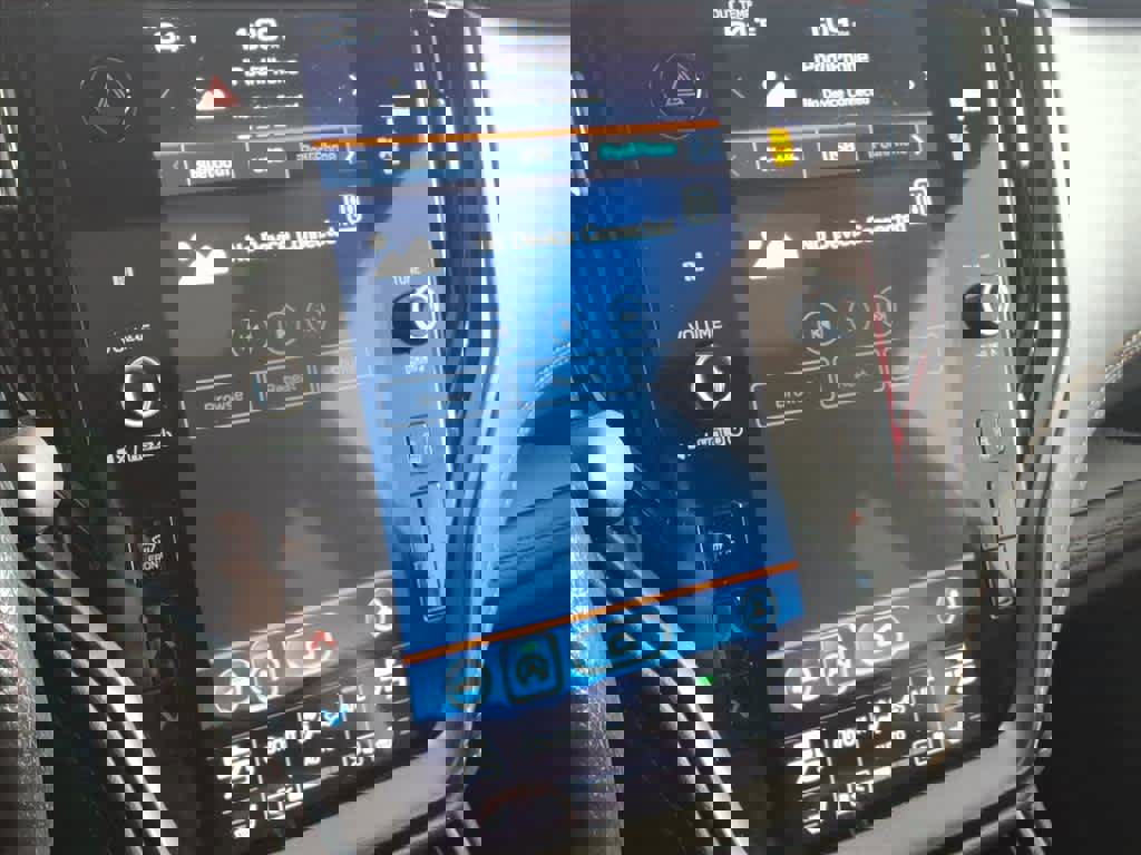 Used 2022 Subaru Outback Wilderness image 10