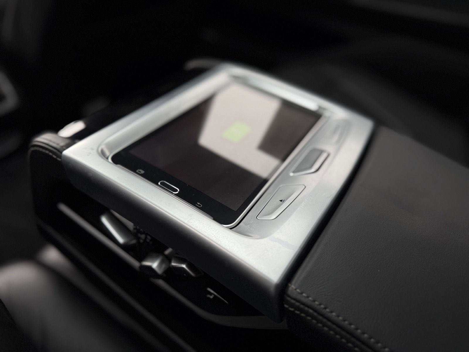 Used 2020 BMW M760i xDrive w/ Luxury Rear Seating Package image 27