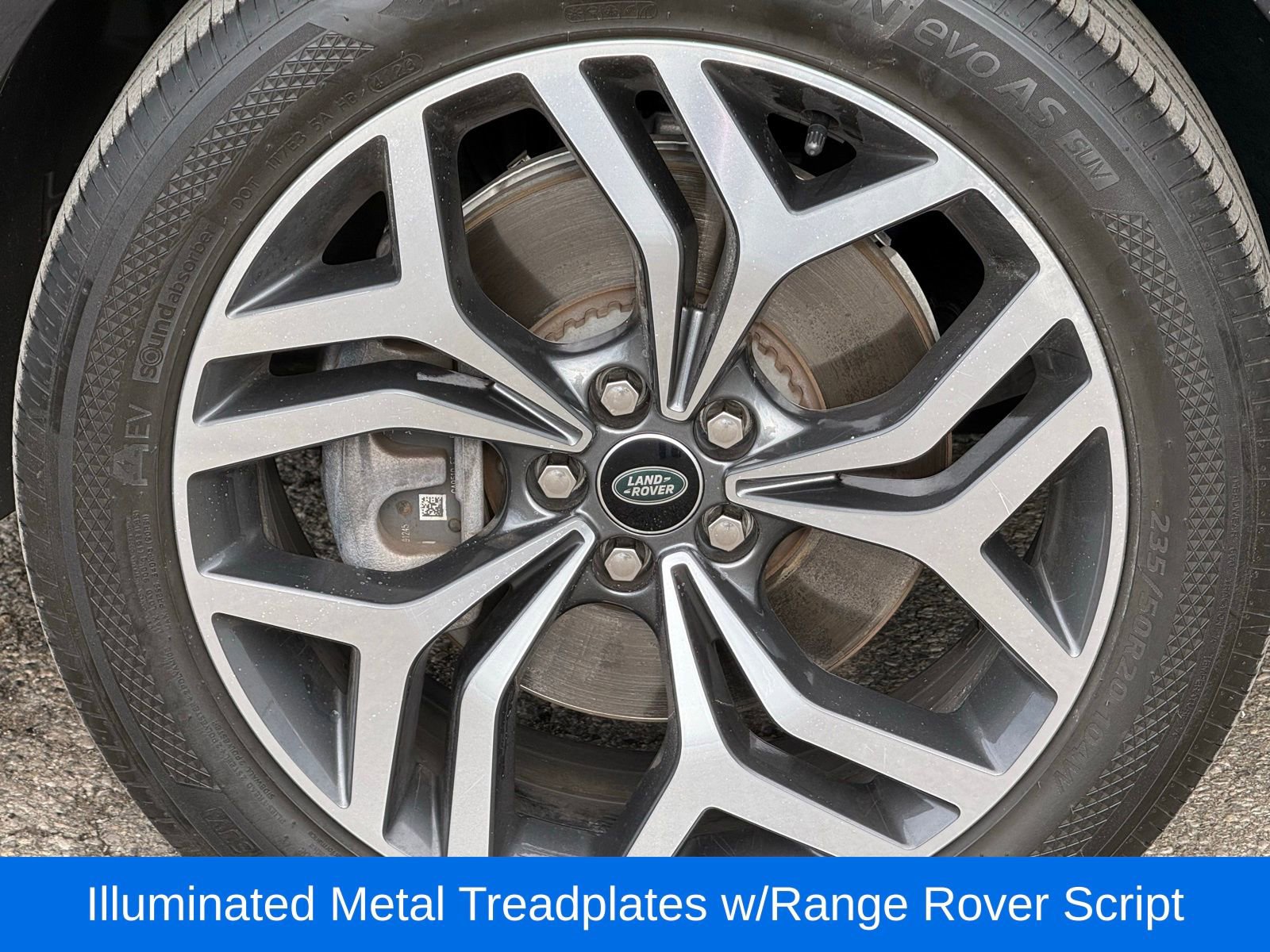 Used 2022 Land Rover Range Rover Evoque SE image 42