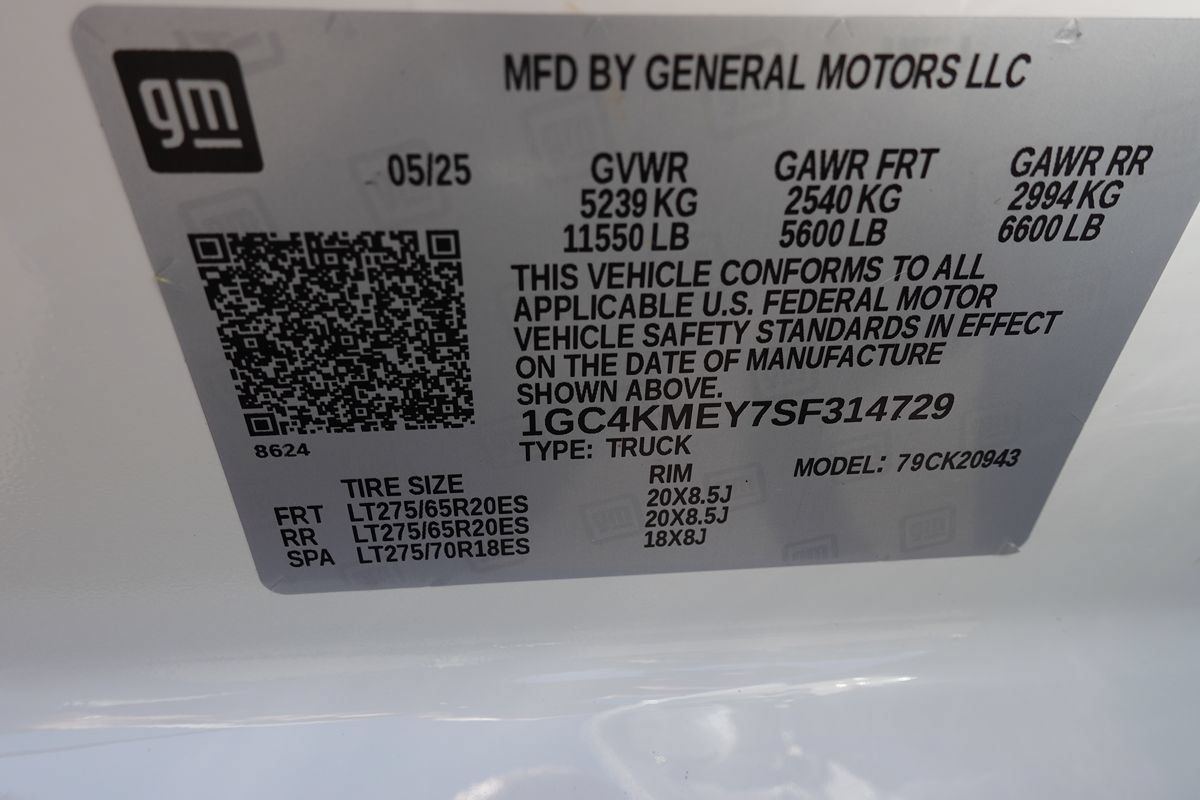 Used 2025 Chevrolet Silverado 2500 Custom w/ Custom Value Package AWD/4WD image 19