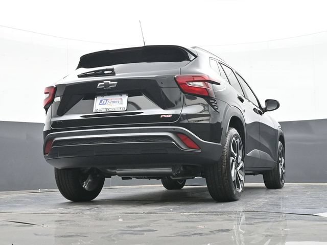 New 2026 Chevrolet Trax RS w/ Sunroof Package FWD image 40