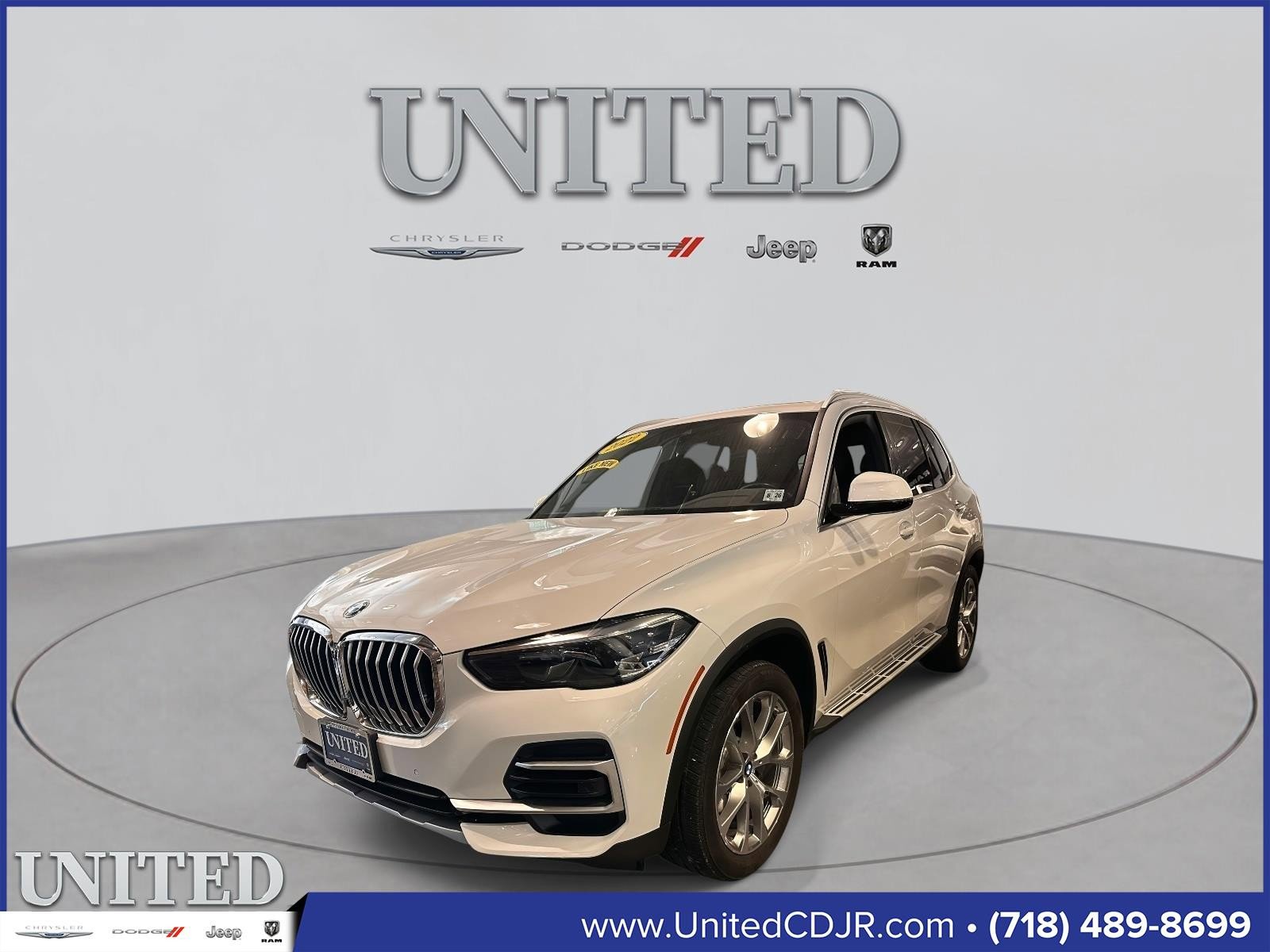 Used 2022 BMW X5 xDrive40i w/ Climate Comfort Package image 4