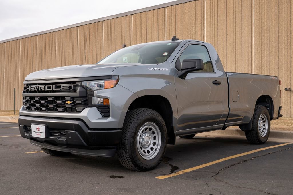 Used 2026 Chevrolet Silverado 1500 W/T w/ WT Value Package image 4