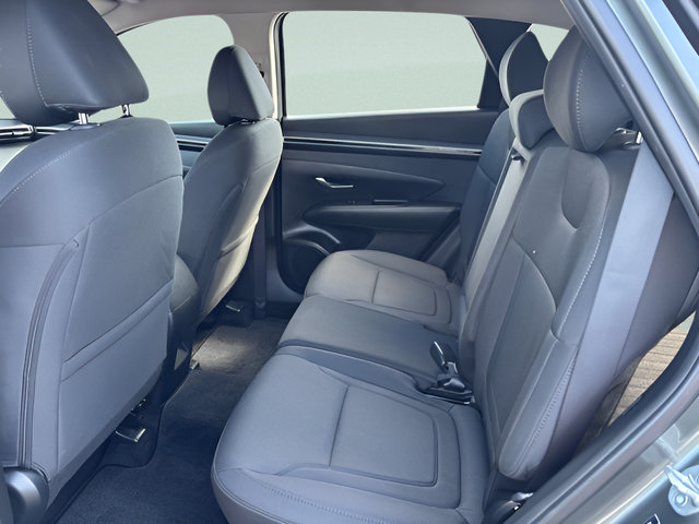 Used 2023 Hyundai Tucson SE AWD/4WD image 5