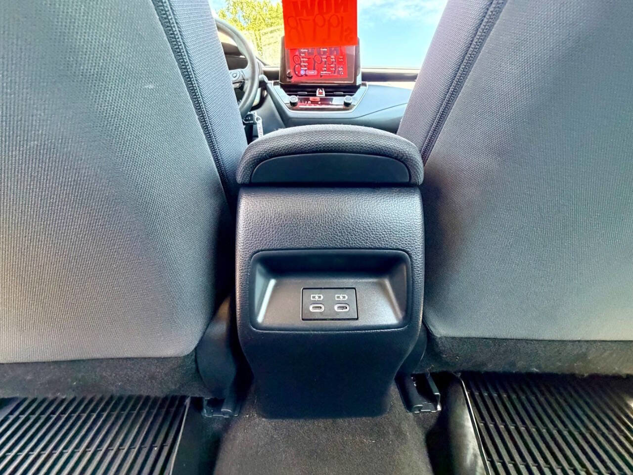 Used 2024 Toyota Corolla LE FWD image 20