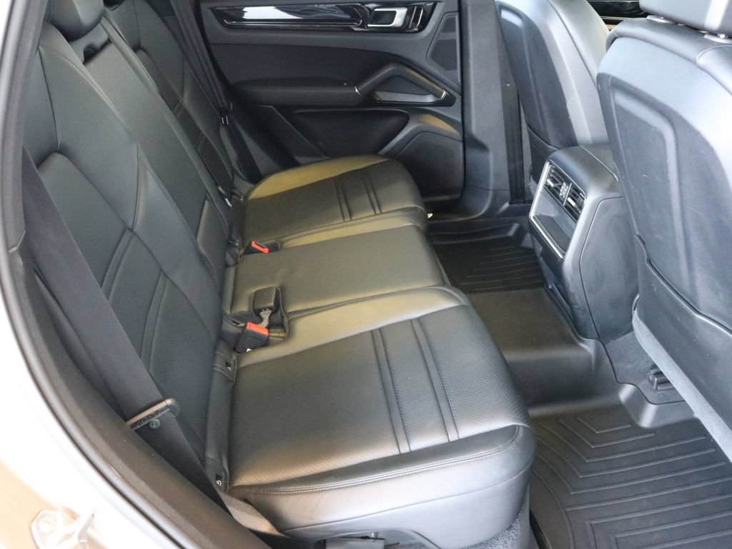 Used 2019 Porsche Cayenne S AWD/4WD image 41