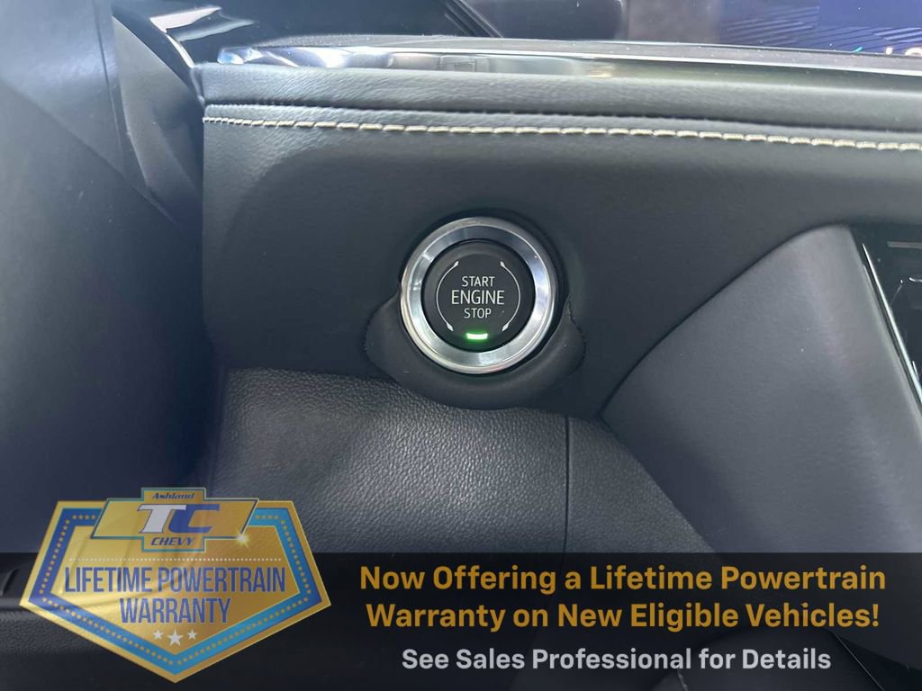 New 2025 Chevrolet Suburban Premier image 17