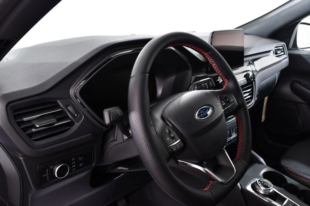 New 2025 Ford Escape ST-Line w/ Cold Weather Package image 11