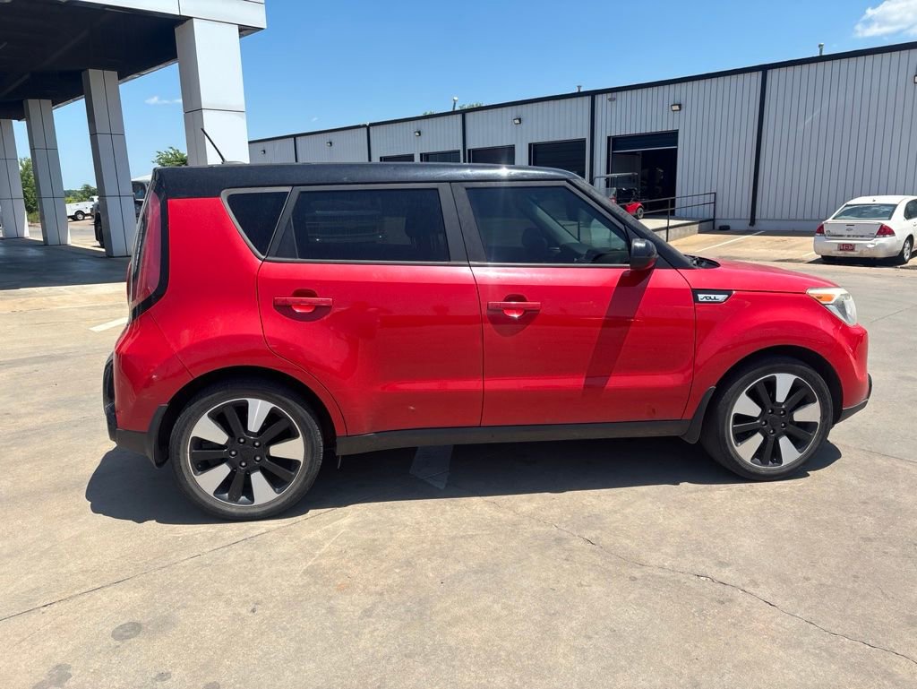Used 2016 Kia Soul + w/ Designer's Package FWD image 6
