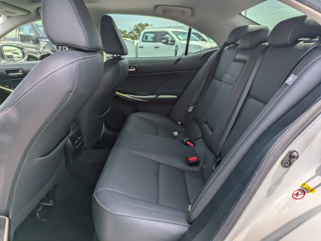 Used 2018 Lexus IS 300 AWD w/ Comfort Package image 11