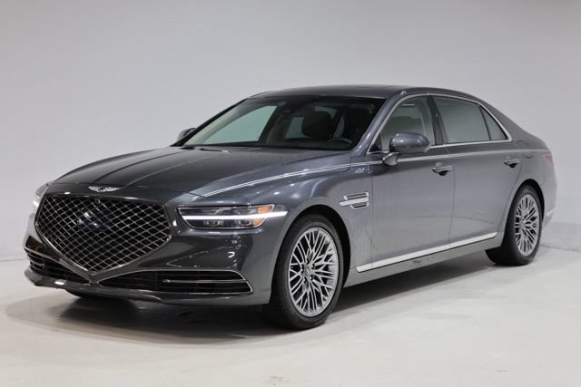 Used 2021 Genesis G90 3.3T Premium RWD image 3