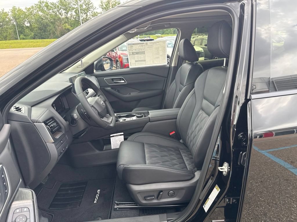 New 2026 Nissan Rogue Platinum AWD/4WD image 10