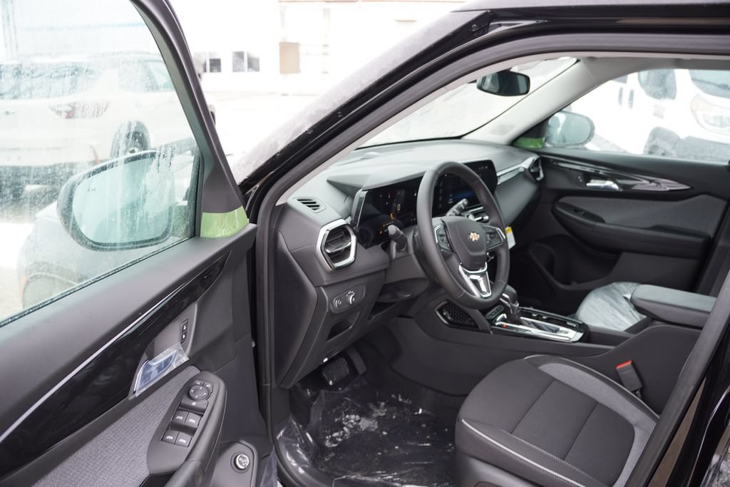 New 2026 Chevrolet TrailBlazer LT w/ Convenience Package AWD/4WD image 11