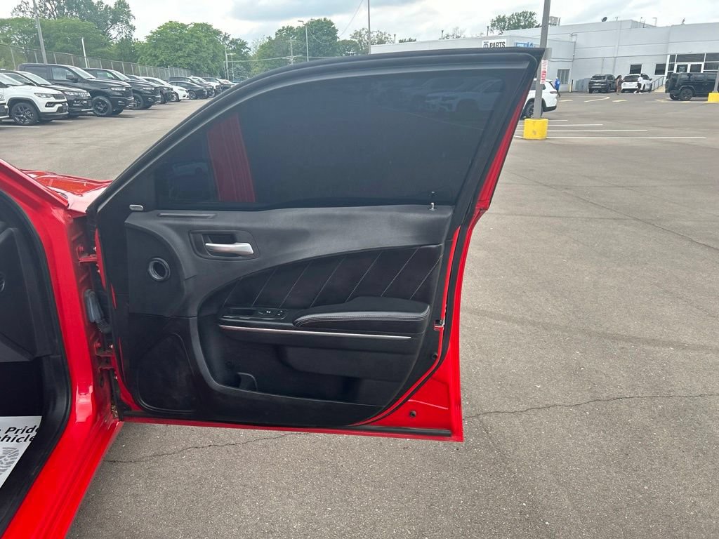 Used 2018 Dodge Charger GT AWD/4WD image 15
