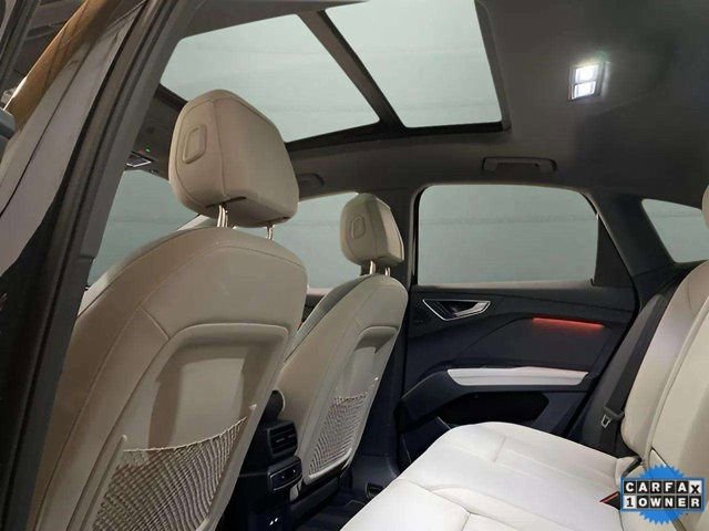 Used 2024 Audi Q4 e-tron Premium Plus w/ Premium Plus image 28