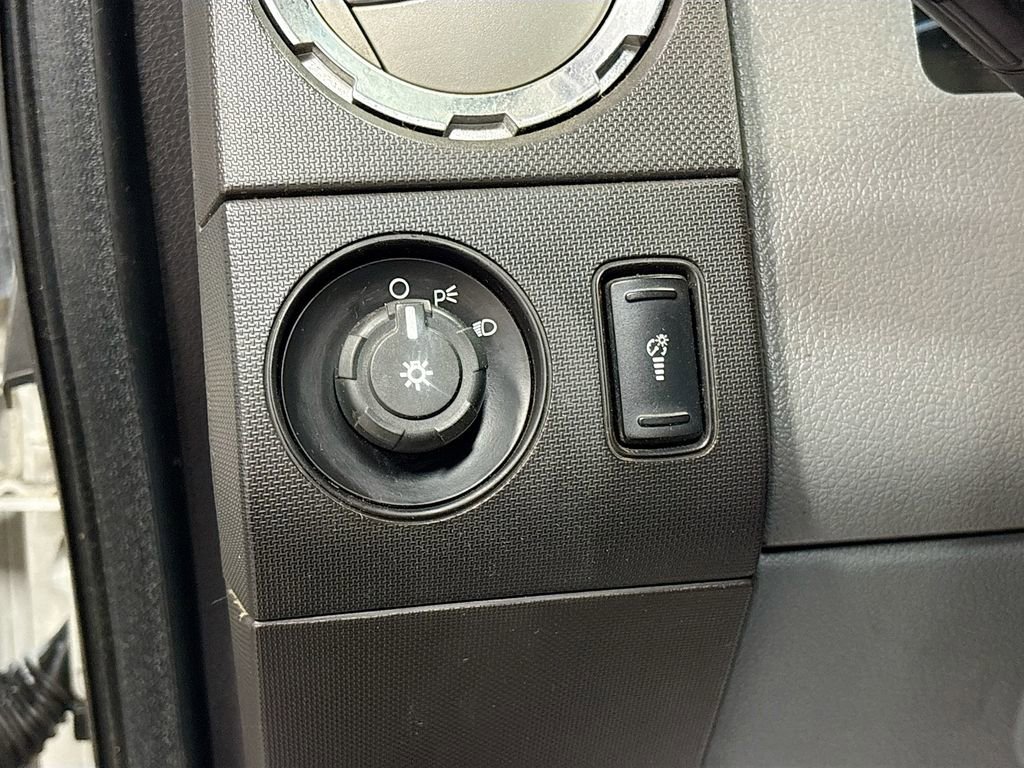 Used 2011 Ford F250 XLT image 11