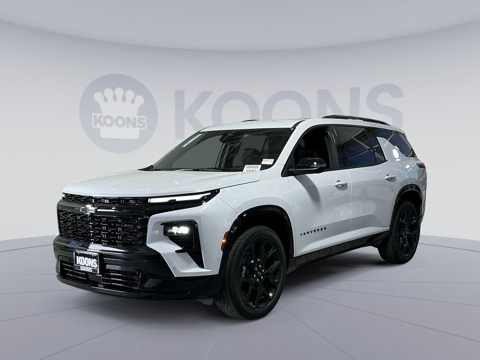 New 2026 Chevrolet Traverse RS w/ LPO, Floor Liner Package FWD image 1