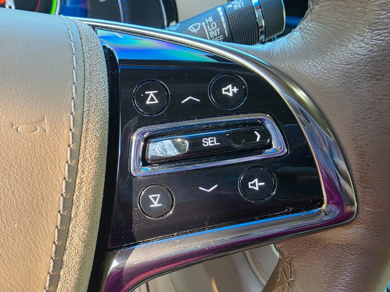 Used 2014 Cadillac ELR Base 2dr Coupe w/ Luxury Package image 22