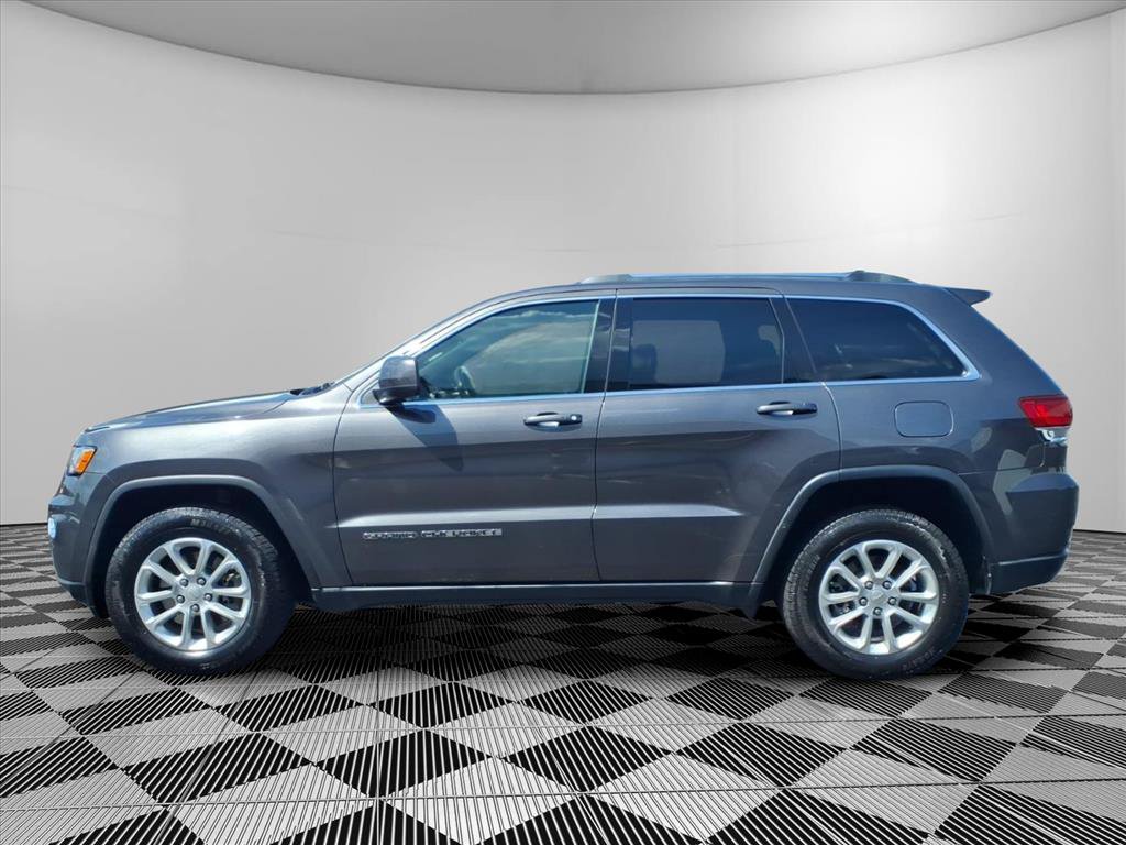 Used 2021 Jeep Grand Cherokee Laredo RWD image 26