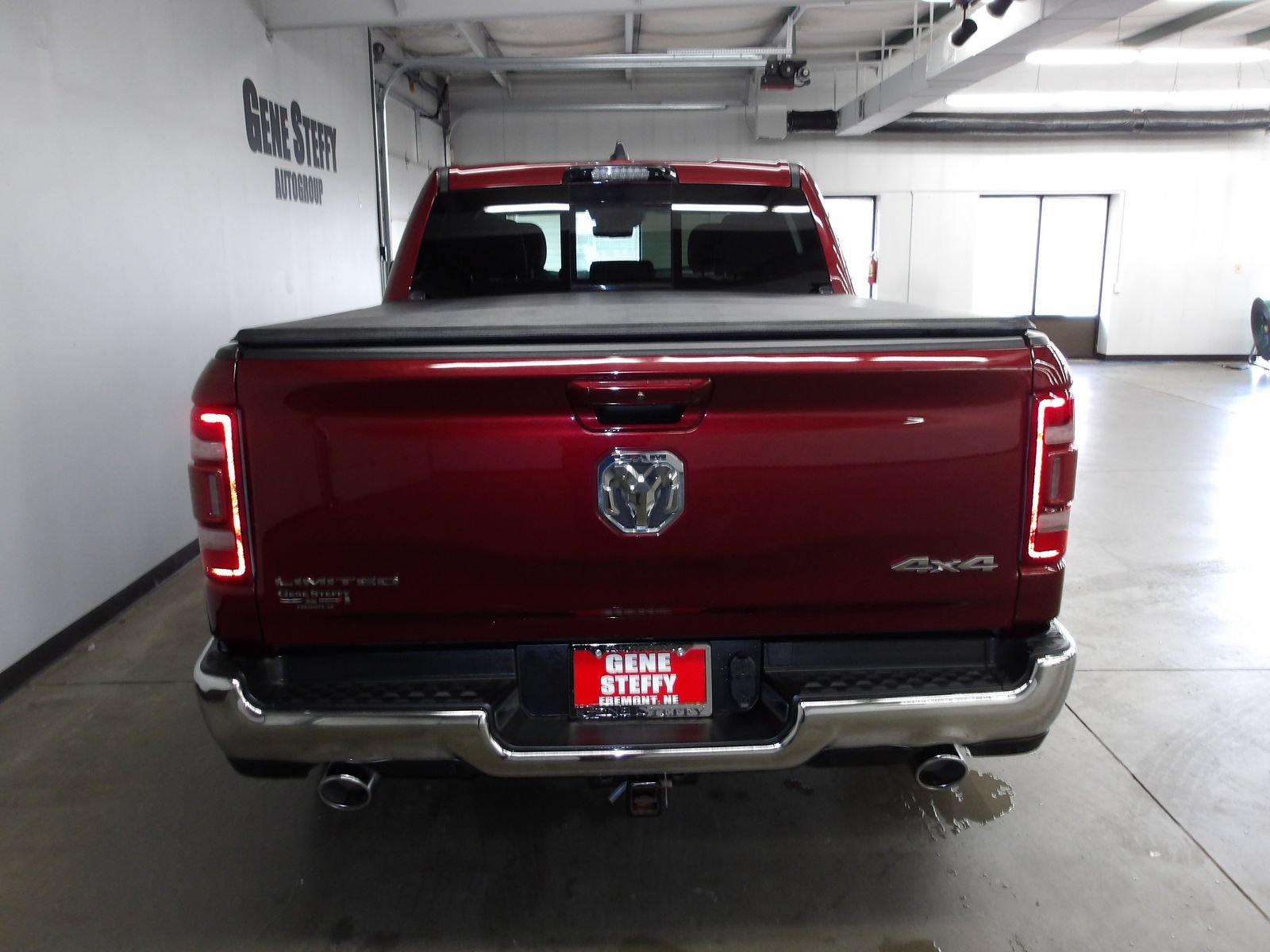 Used 2023 RAM 1500 Limited AWD/4WD image 5