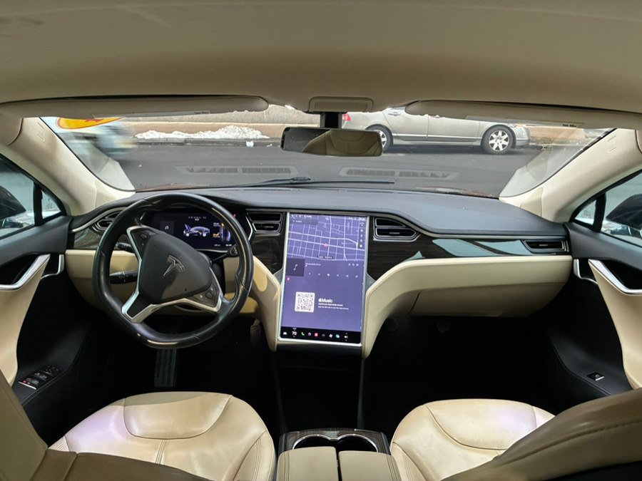 Used 2014 Tesla Model S 60 image 11