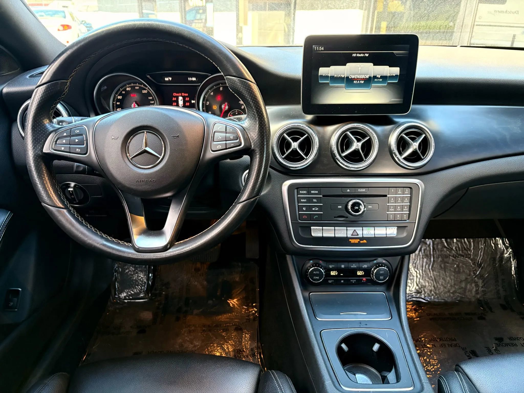 Used 2018 Mercedes-Benz CLA 250 4MATIC image 24