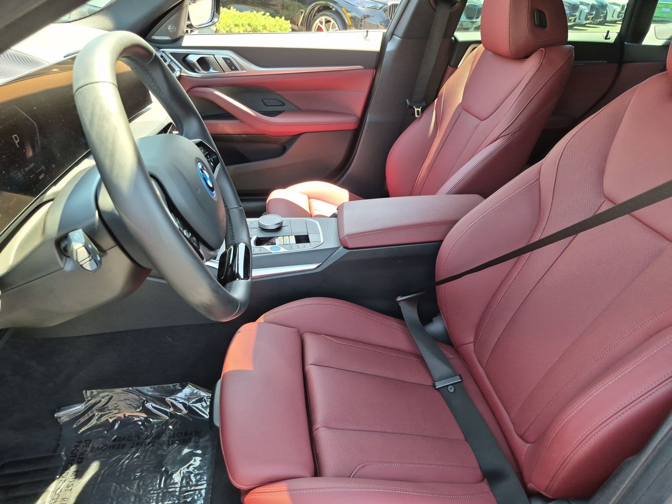 Used 2025 BMW i4 eDrive40 w/ Parking Assistance Package RWD image 30