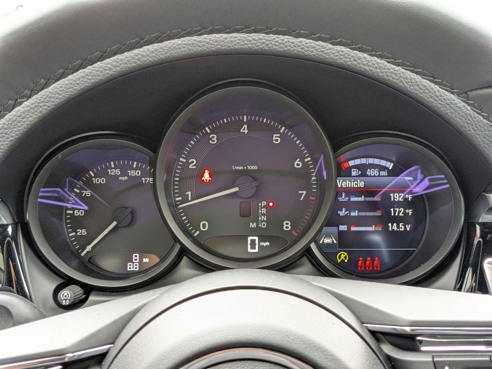 Certified 2026 Porsche Macan AWD/4WD image 16