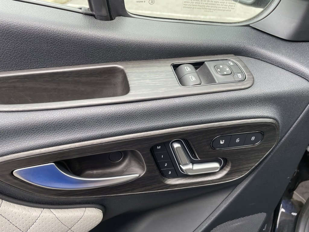 Used 2024 Mercedes-Benz Sprinter 3500 image 18