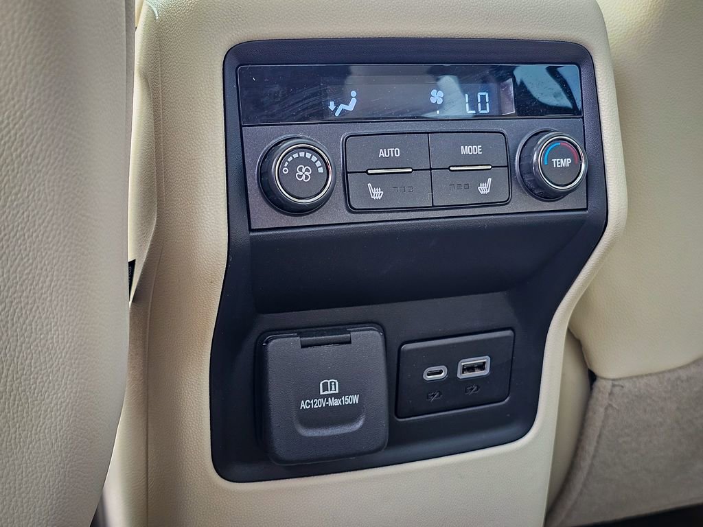 Certified 2023 GMC Acadia Denali w/ Denali Ultimate Package image 39