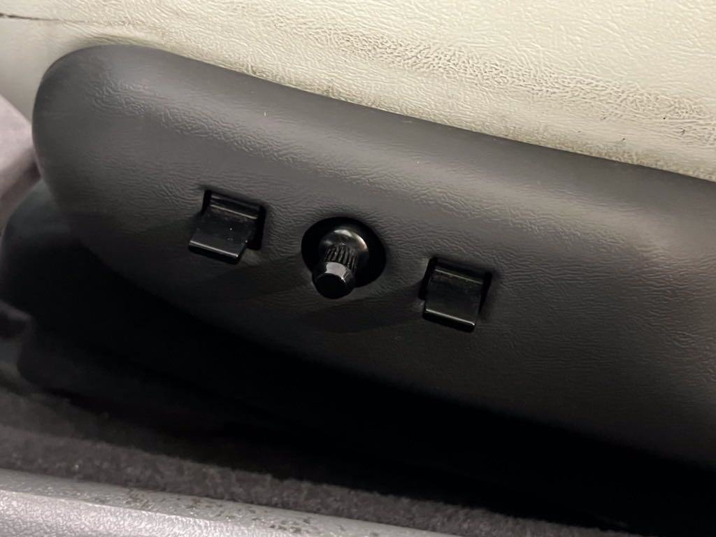 Used 1998 Chevrolet Camaro Z28 w/ SS Performance/Appearance Pkg RWD image 30