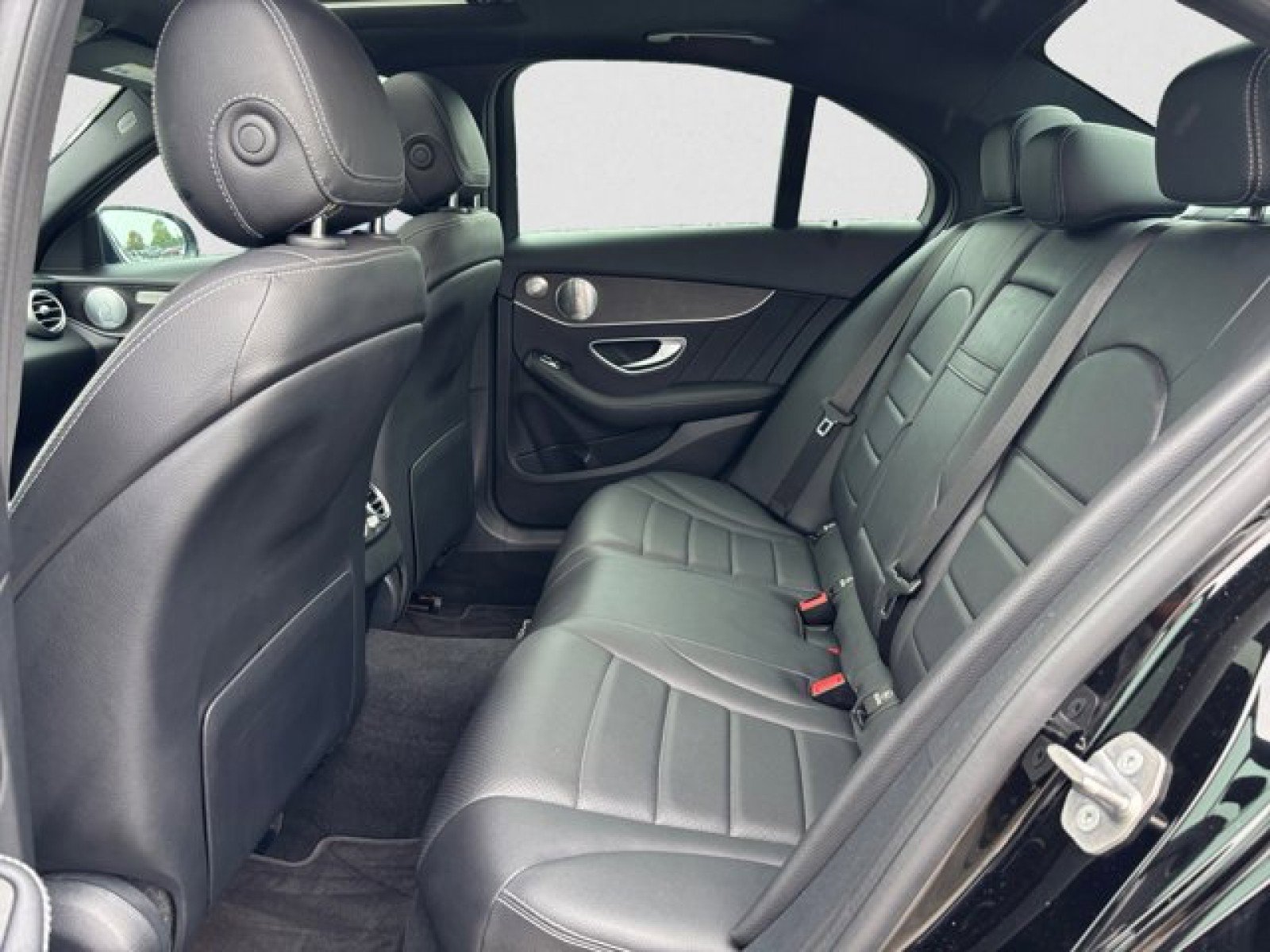 Used 2020 Mercedes-Benz C 300 4MATIC Sedan image 17