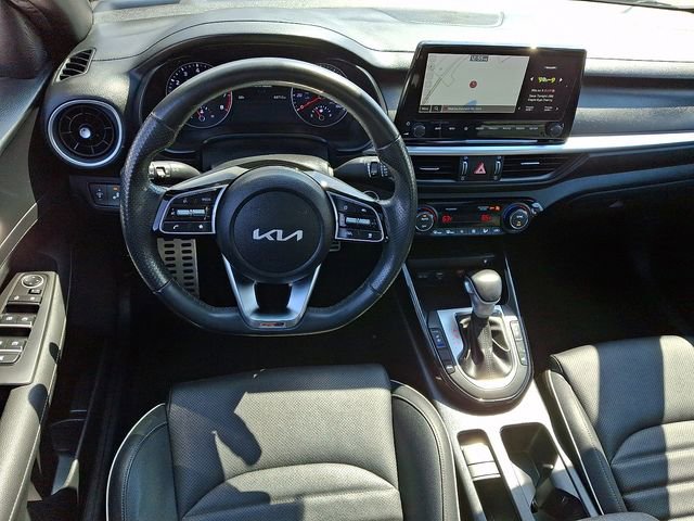 Used 2023 Kia Forte GT-Line w/ GT-Line Premium Package FWD image 2