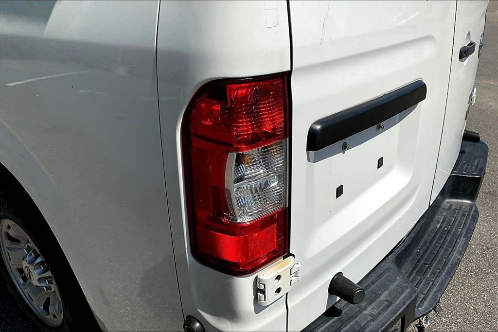 Used 2012 Nissan NV 2500 SV w/ Technology Pkg image 23